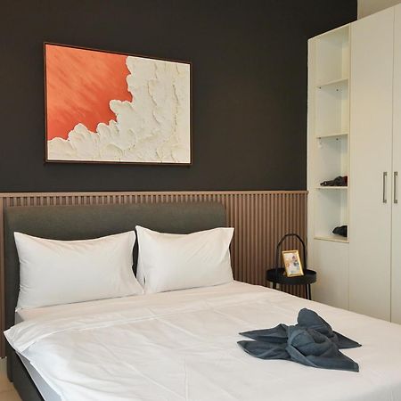 Twin Galaxy Suite By Nest Home Johor Bahru Eksteriør billede