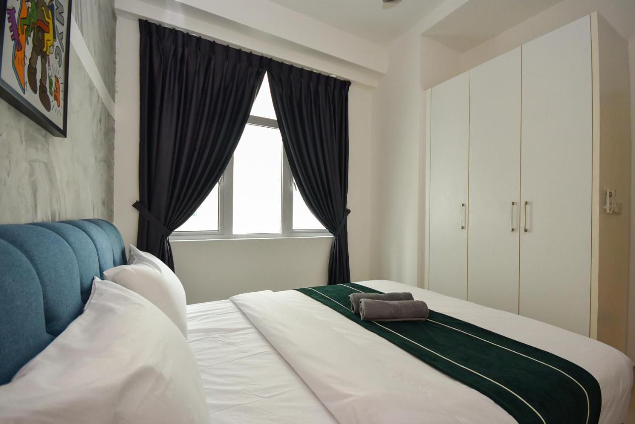 Twin Galaxy Suite By Nest Home Johor Bahru Eksteriør billede