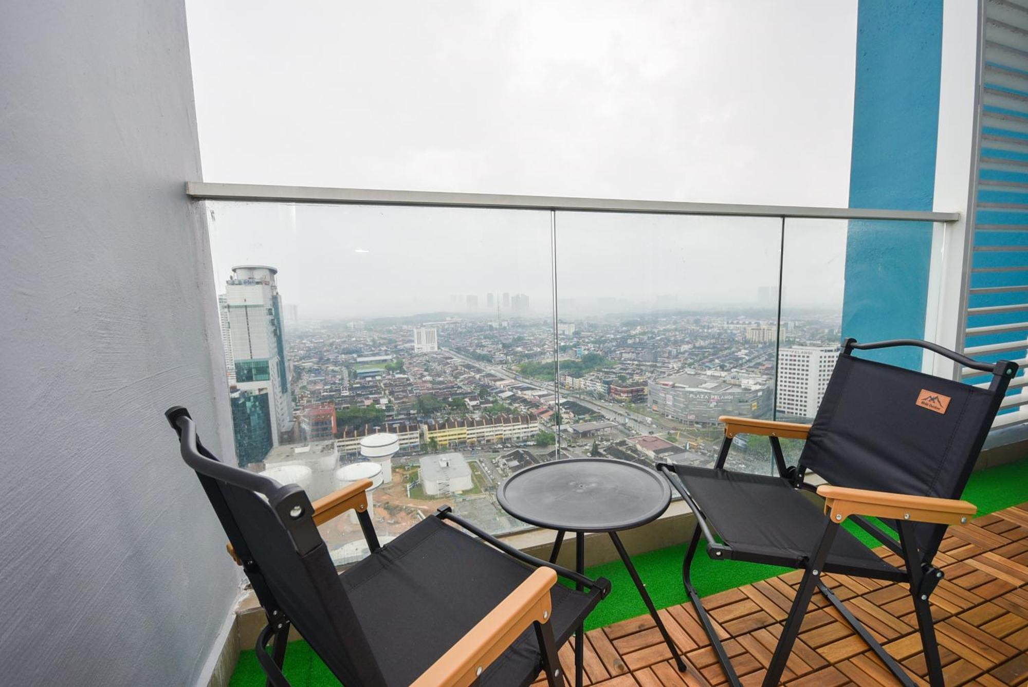 Twin Galaxy Suite By Nest Home Johor Bahru Eksteriør billede